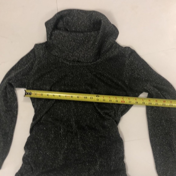 Michael Kors M Sweater Metallic Silver Cowl Neck Long Sleeve Toggles Rouchd side - Picture 2 of 7